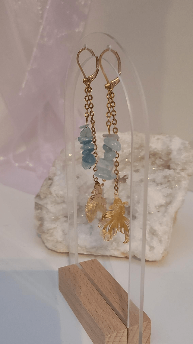 Boucle aigue marine et carpe 