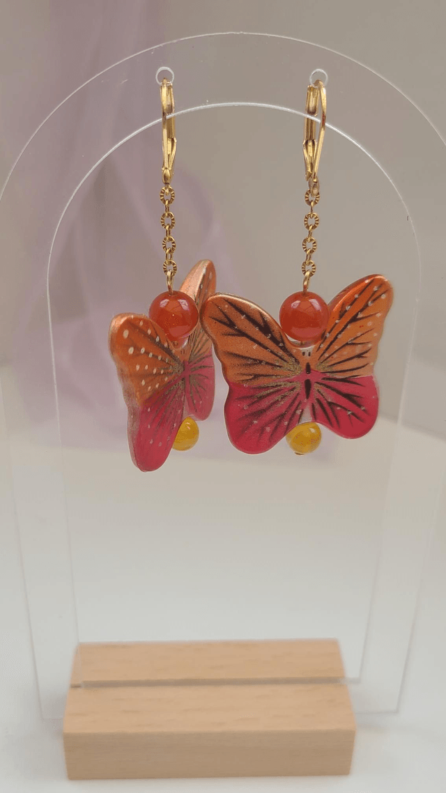 Boucle d oreille papillon rouge
