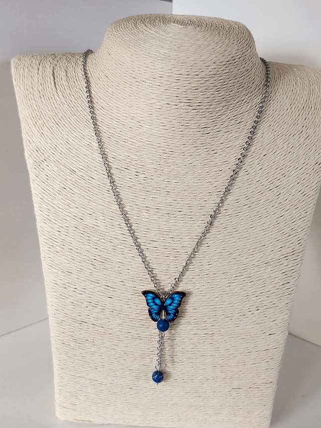 Collier papillons bleu